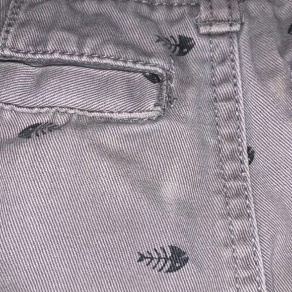Faded Glory grey size boys 7 fish bones print khaki shorts - Picture 3 of 4
